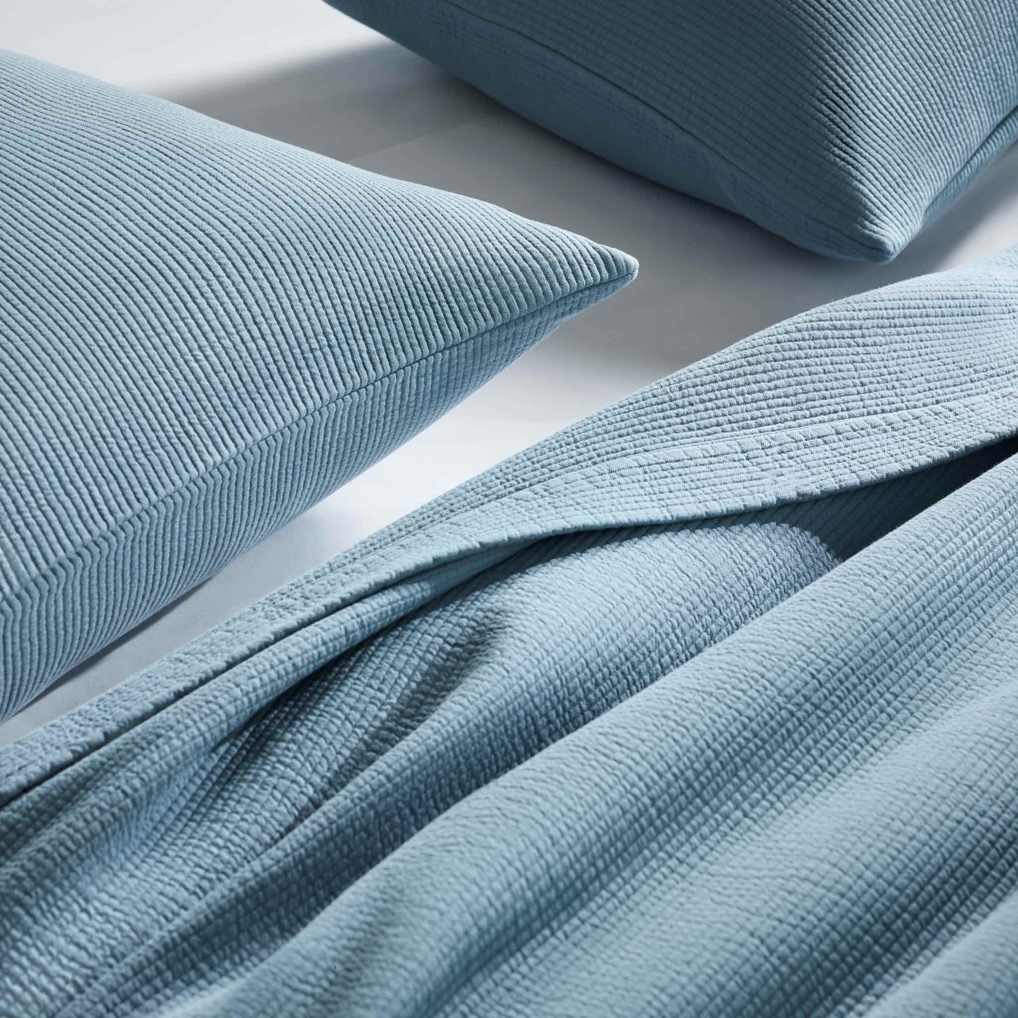 Ribbed Matelasse Quilt - Image 24