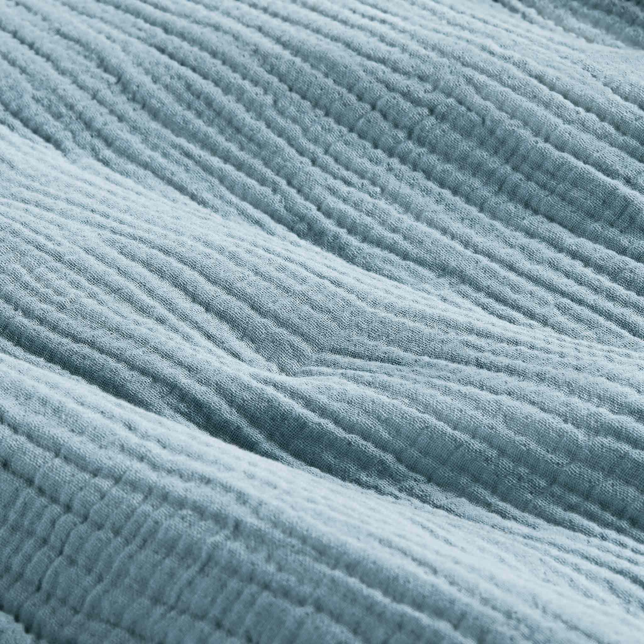 Breezeweave Reversible Cotton Comforter - Image 12