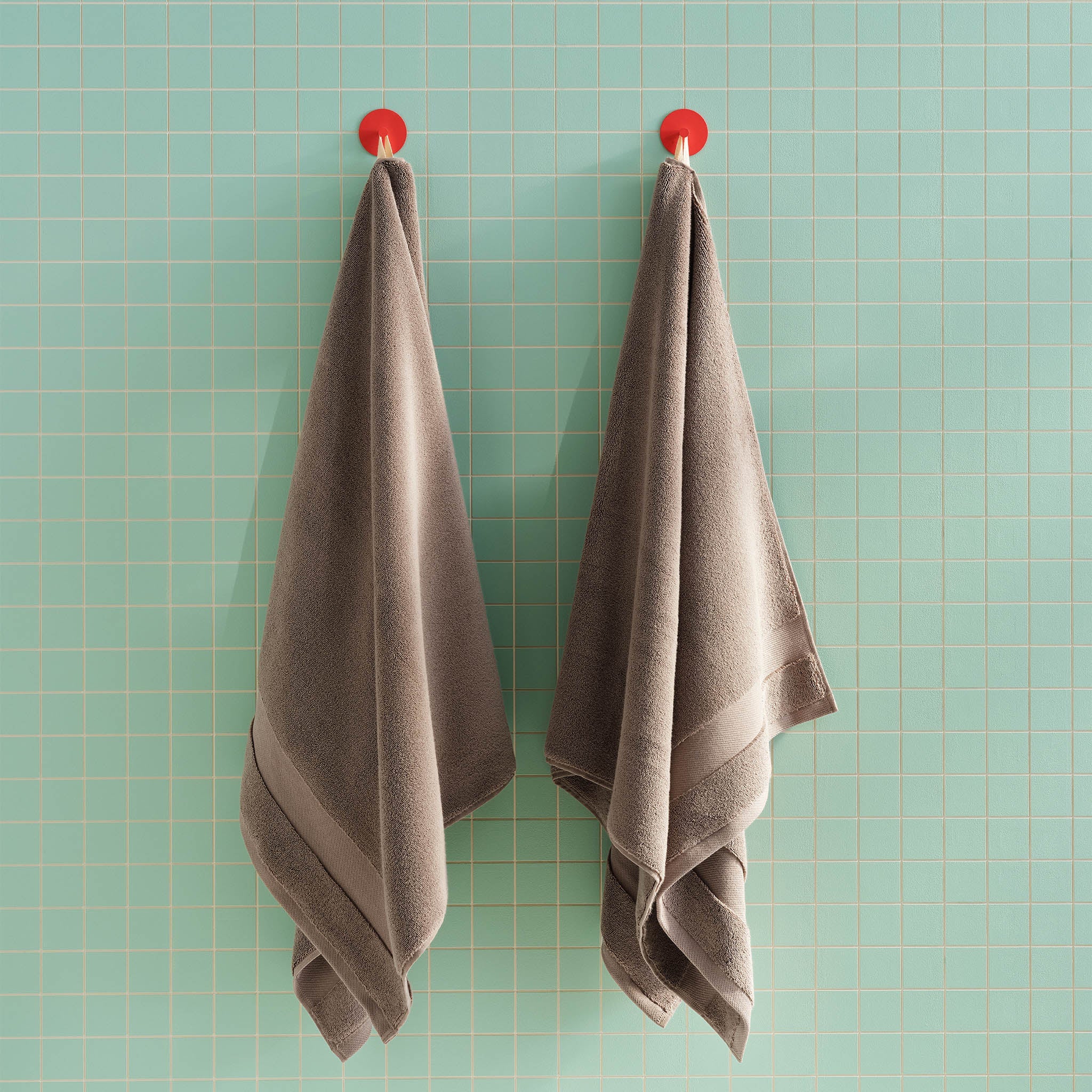 Super-Plush Towel and Robe Bundle - Image 14