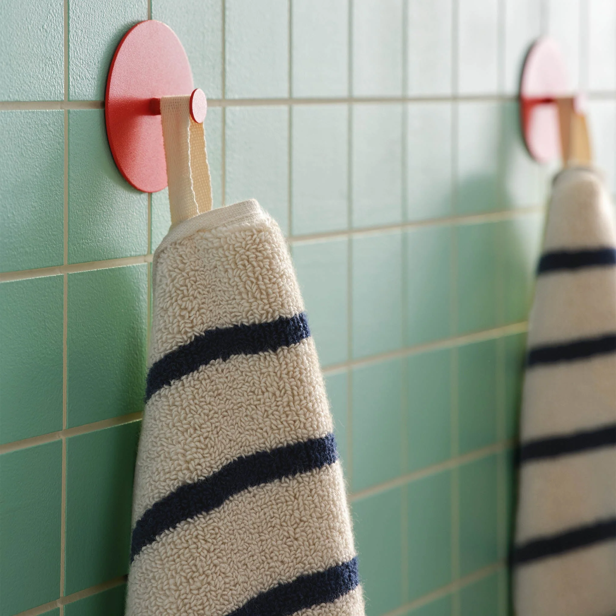 Super-Plush Towel and Robe Bundle - Image 30