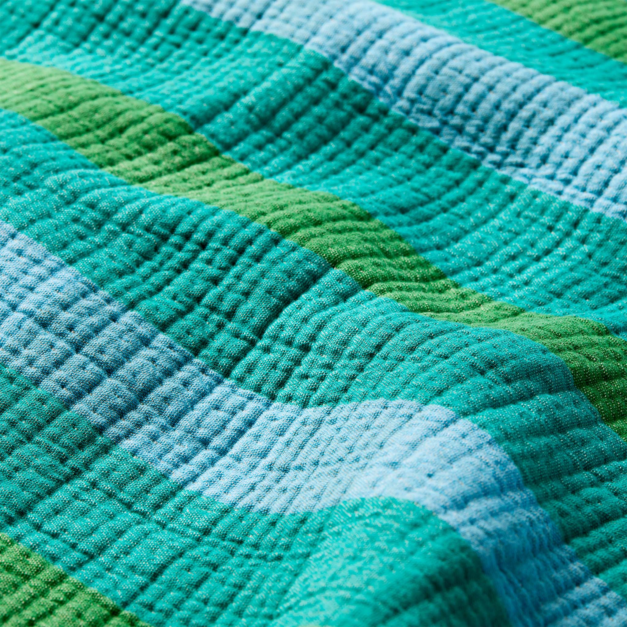 Sunwashed Check Bed Blanket - Image 8